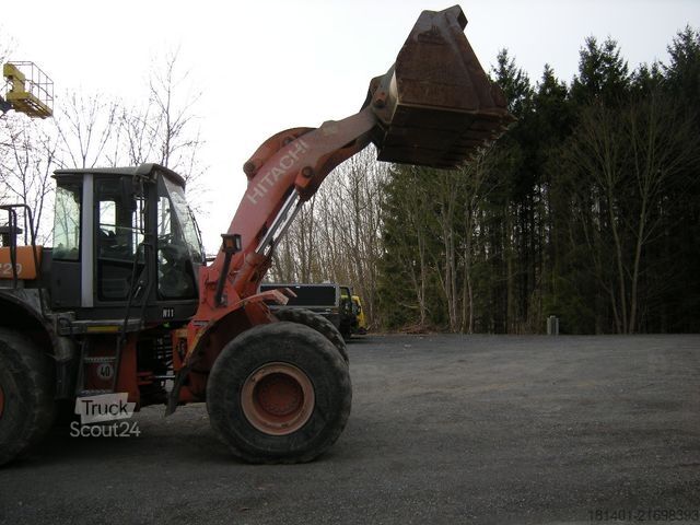 Riteņu iekrāvējs HITACHI Radlader HITACHI ZW200