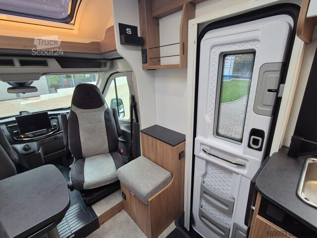 Teilintegriertes Wohnmobil CHAUSSON S697 Titanium Line *MJ27*Arctic*Outdoor*Autom.