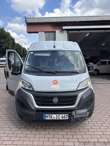 Lakókocsi/lakóautó Fiat Ducato Weinsberg Carabus 600 K | 2023 | EURO6 | Professioneller Verkäufer