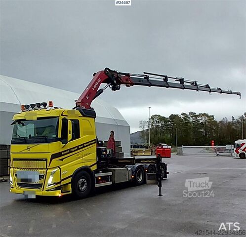 Kranwagen Volvo FH540 8x4 Tridem truck with 35 tm Hiab crane and 2