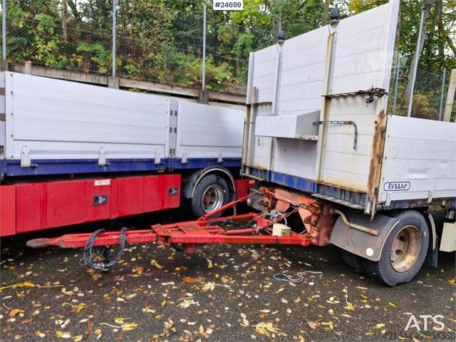 Platform aanhanger Tyllis 2 akslet Flatbed trailer – repair project with fol