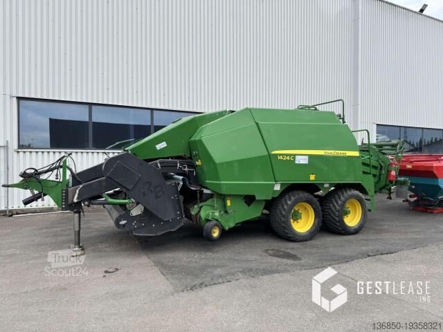 Poľnohospodársky stroj John Deere 1424H