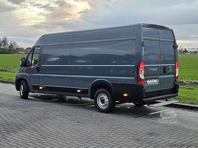 Camioneta familiar de techo alto FIAT DUCATO 2.2 clima carplay EURO6