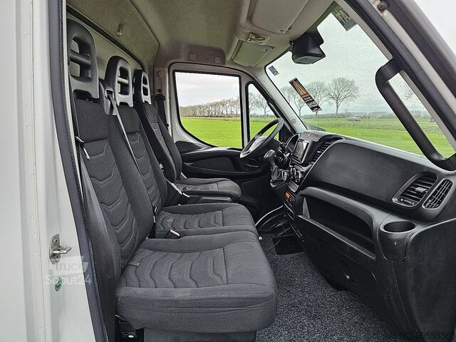 Valise IVECO DAILY 70C17 Bakwagen Laadklep