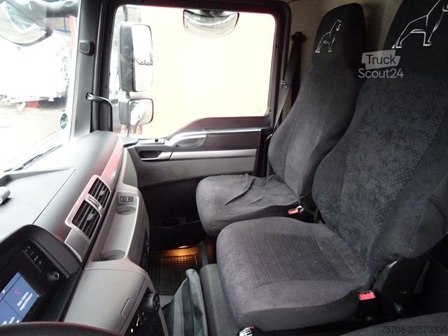 Furgoneta de bebidas MAN 8.190 TGL*4,6 m Rollplane*2x AHK*B/L*Diff.*TOP !