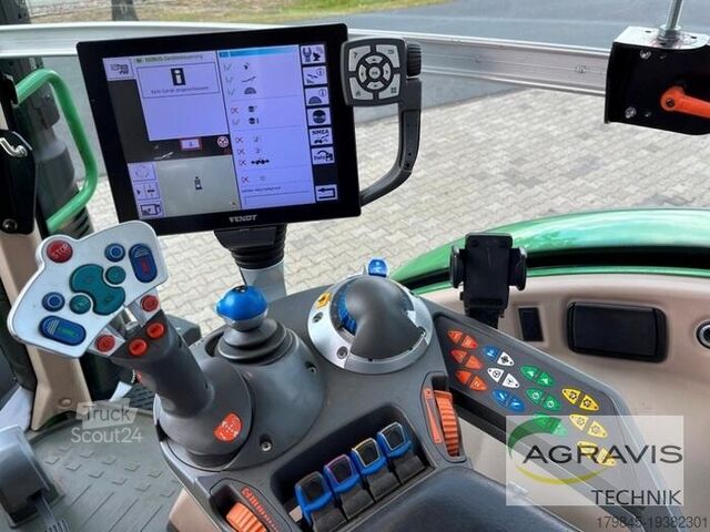 Tractor Fendt 724 VARIO S4 Profi Plus