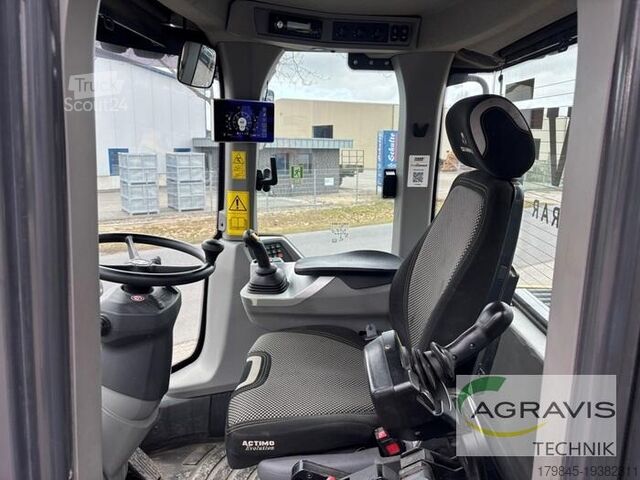 Hoflader CNH Bauma OLD 921 G