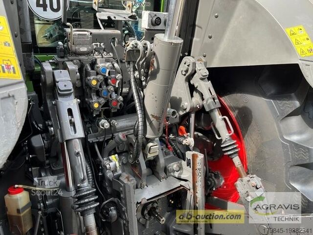 Tractor Fendt 826 VARIO S4 Profi Plus