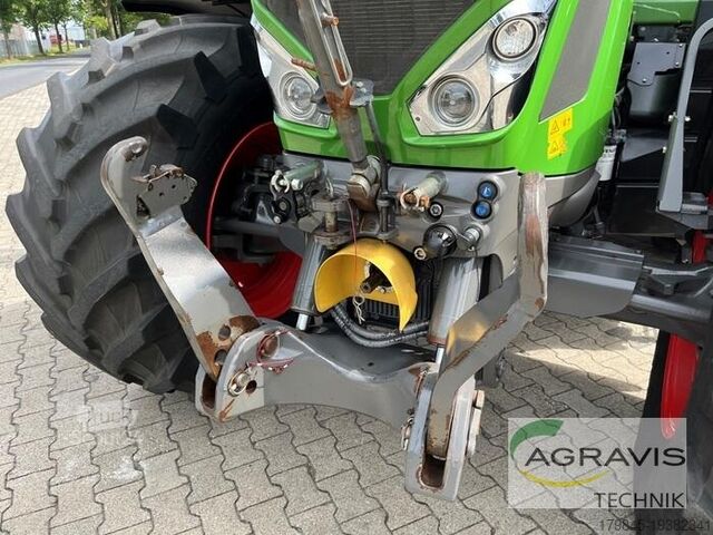 Tractor Fendt 826 VARIO S4 Profi Plus