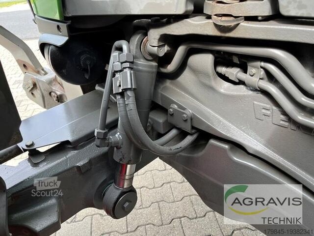 Tractor Fendt 826 VARIO S4 Profi Plus