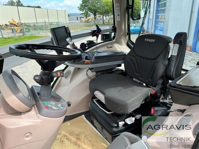 Tractor Fendt 826 VARIO S4 Profi Plus