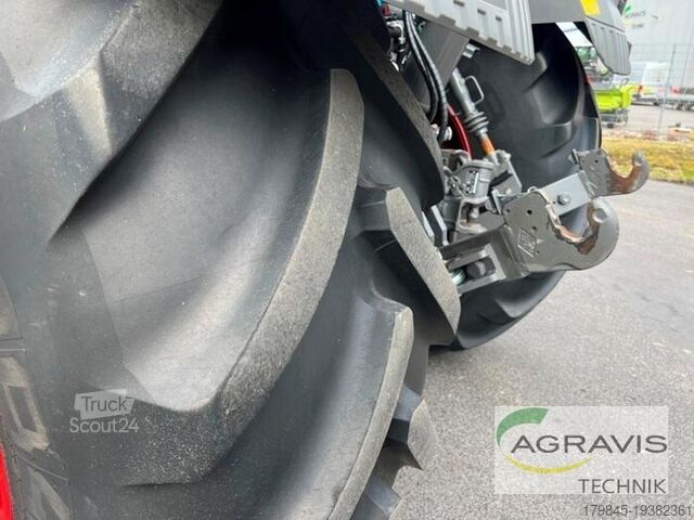 Tractor Fendt 828 VARIO S4 Profi Plus