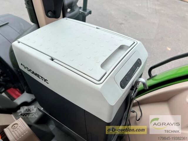 Tractor Fendt 828 VARIO S4 Profi Plus