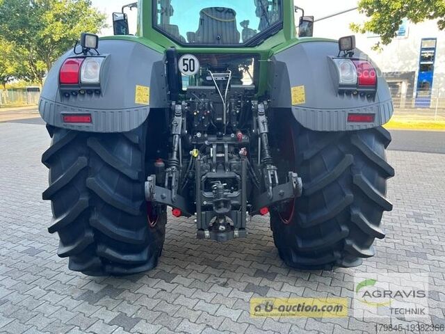Tractor Fendt 828 VARIO S4 Profi