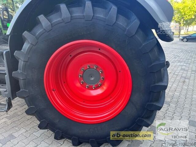Tractor Fendt 828 VARIO S4 Profi