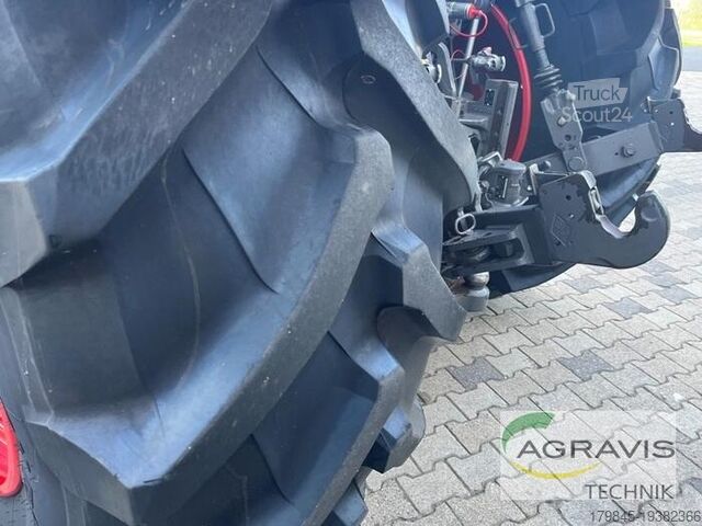 Tractor Fendt 828 VARIO S4 Profi