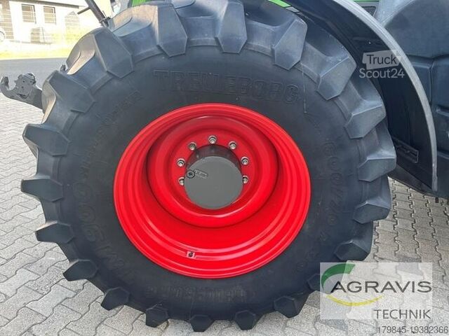 Tractor Fendt 828 VARIO S4 Profi