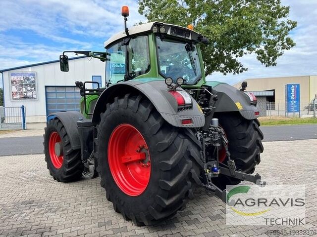 Tractor Fendt 930 VARIO S4 Profi Plus