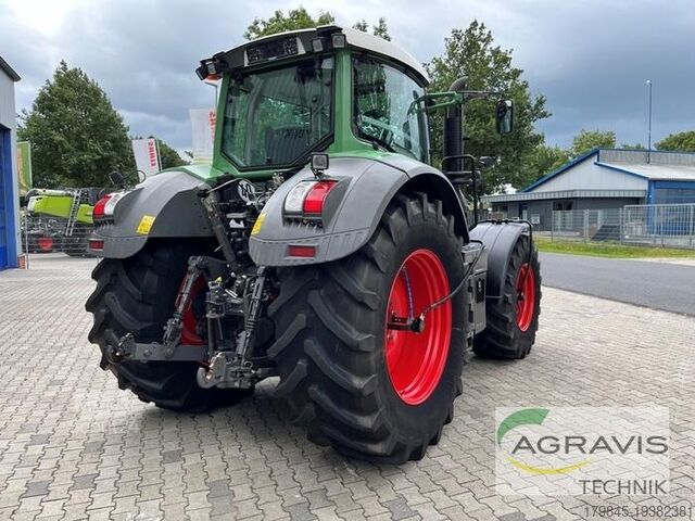 Tractor Fendt 824 VARIO S4 Profi