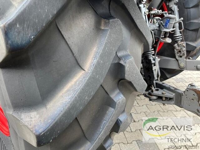 Tractor Fendt 824 VARIO S4 Profi