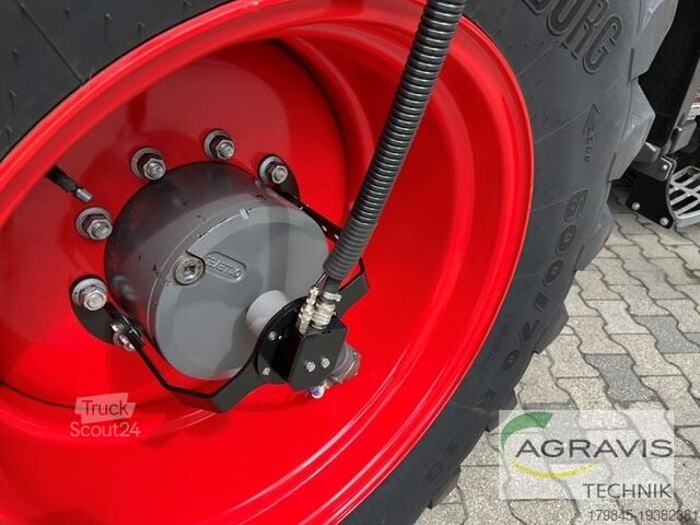 Tractor Fendt 824 VARIO S4 Profi