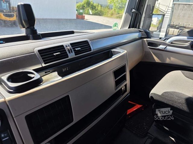 Standaard trekker MAN 18.500 TGX, retarder, Doppeltank