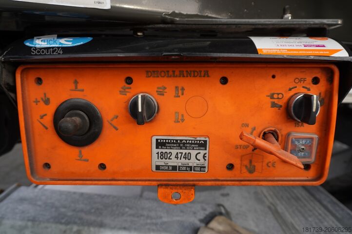 Semi-remorque frigorifique Lamberet refrigerated semi-trailer / Carrier