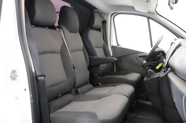 Varebil Renault Trafic 1.6 dCi EURO 6 - Airco - Navi - Cruise -...