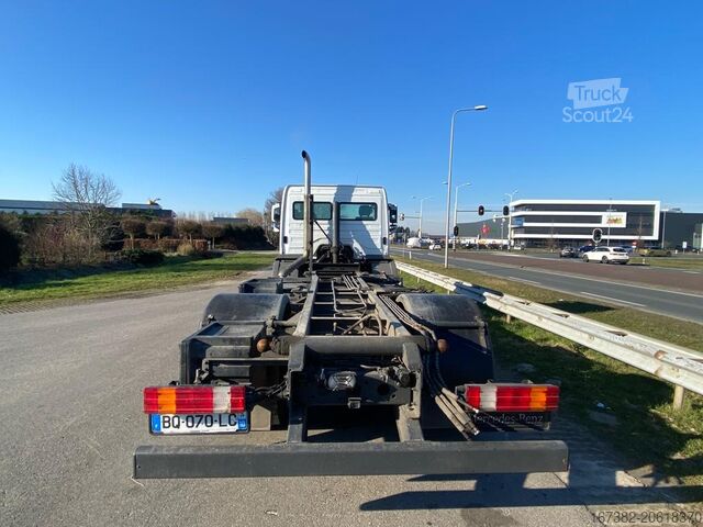 Alváz vezetőfülkével MercedesBenz AXOR 1829 4x2 chassis cab