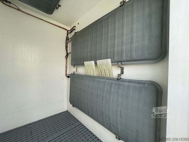 Рефрижераторне/заморожене транспортування Renault MASTER 3T5 - Frigo