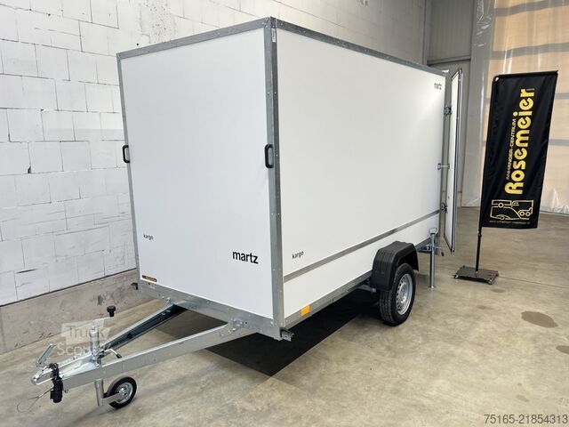Reboque baú Martz Kargo 300 0,75T Kofferanhänger