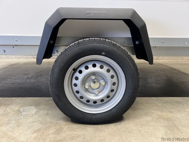 Reboque baú Martz Kargo 300 0,75T Kofferanhänger