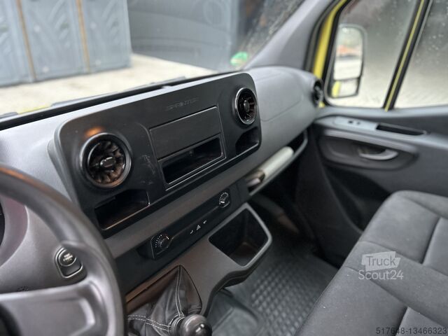 Επίπεδη / μουσαμά Mercedes-Benz Sprinter 316 CDI Lang HA