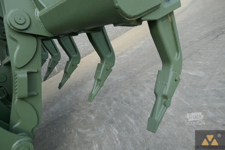 Grader Caterpillar 130G Ex-army