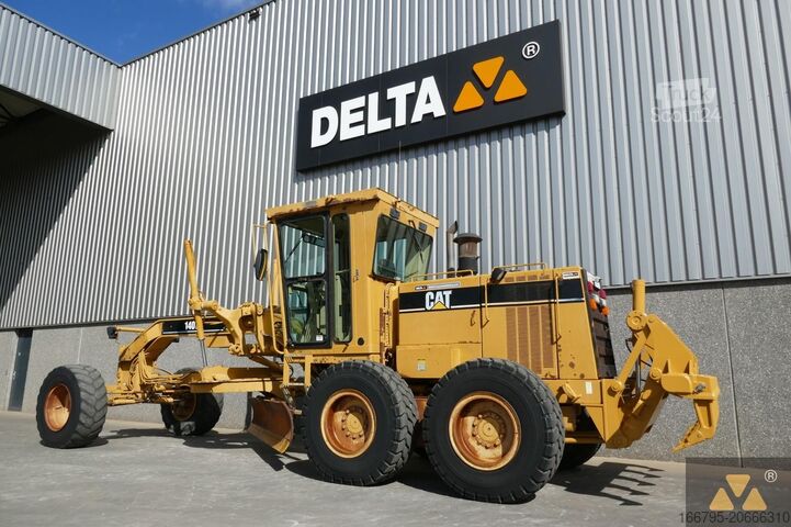 Grader Caterpillar 140H