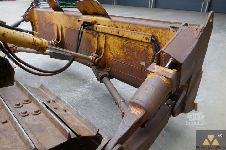 Planierraupe Caterpillar D6M LGP