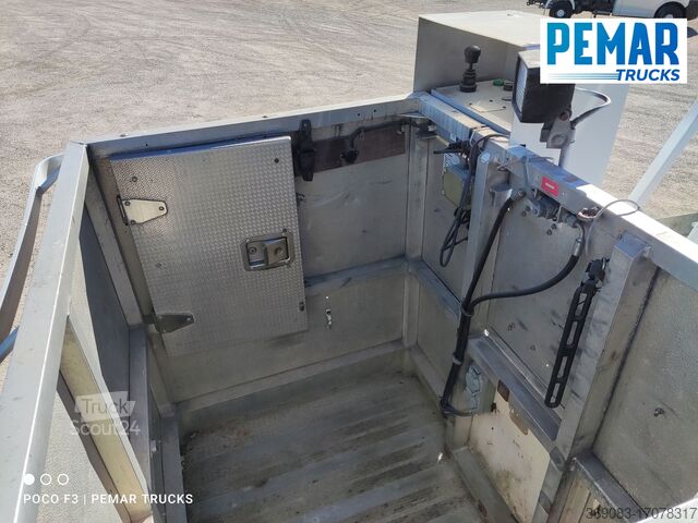 Van-Korb-Plattformhubwagen Mercedes-Benz 516 CDI CESTA PLATAFORMA ELEVADORA 160 c