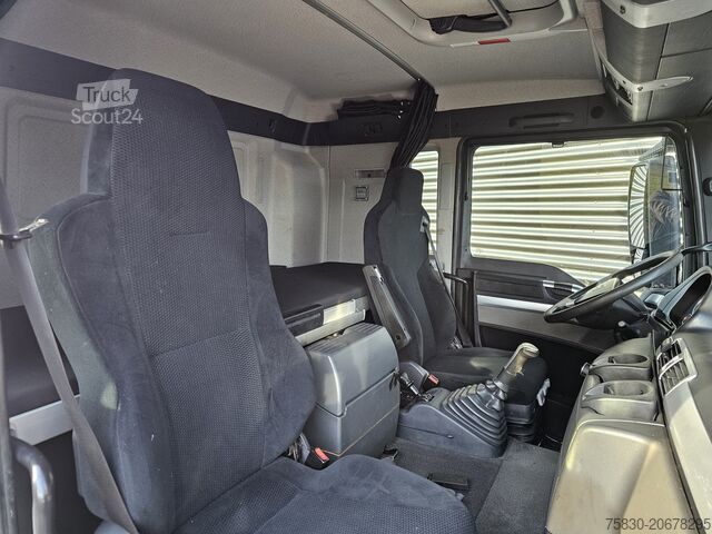 Kranwagen MAN TGS 26.480 6x6 / HIAB CRANE / TRACTOR + BOX TRUCK