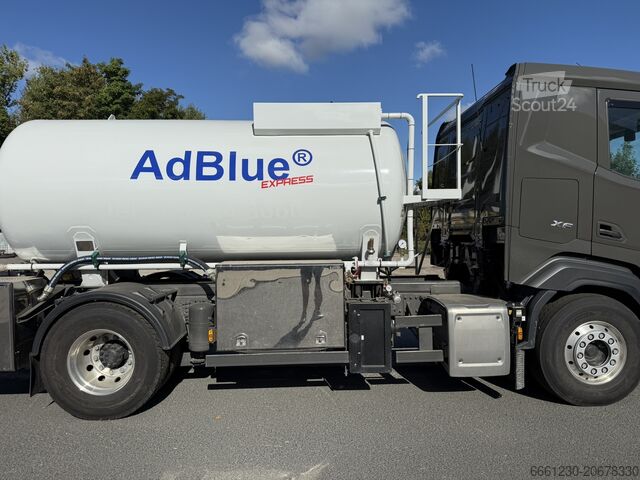 Sunkvežimis su cisternos kėbulu DAF XF 530 AdBlue Verteiler ROHR