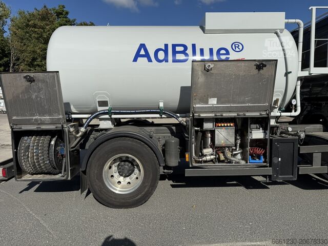 Sunkvežimis su cisternos kėbulu DAF XF 530 AdBlue Verteiler ROHR