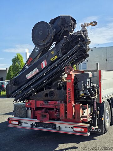 štandardný ťahač VOLVO FH 500 8x4 Lenk/Lift Axe HIAB 211 E-6 HI