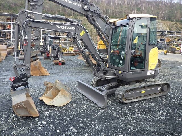 حفارة صغيرة Volvo ECR 35 D
