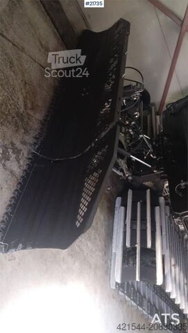 Snowplough Prinoth Huskey snow groomer