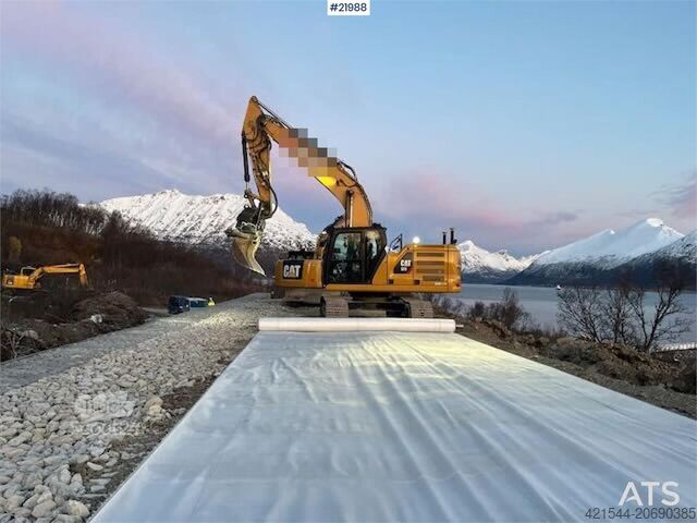 Kāpurķēžu ekskavators CAT 323