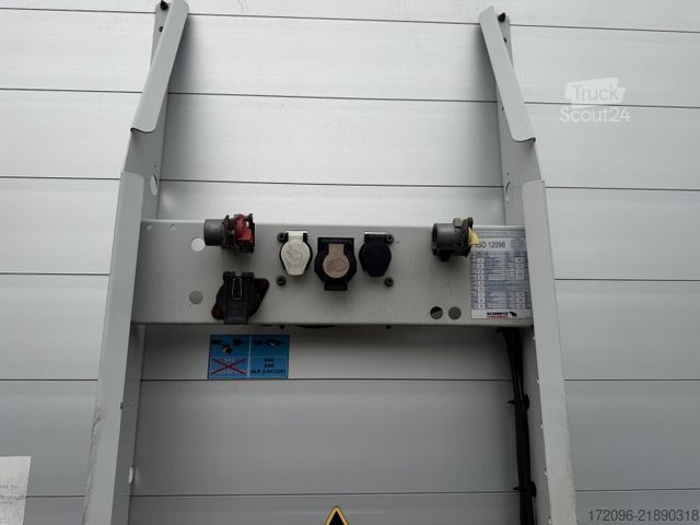 Semi-remorque bâchée SCHMITZ CARGOBULL SCS24/L - 13.62 Mega, Getränke, Hubdach