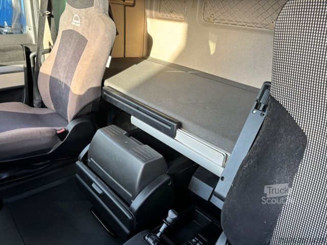 Стандартный седельный тягач MAN TGX 18.500 4x4 Hydrodrive PRITARDER