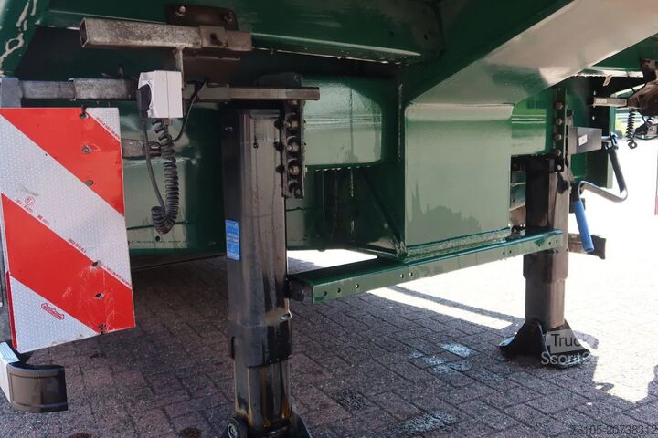 Tieflader Nooteboom Semidieplader + Hydraulisch Rampen