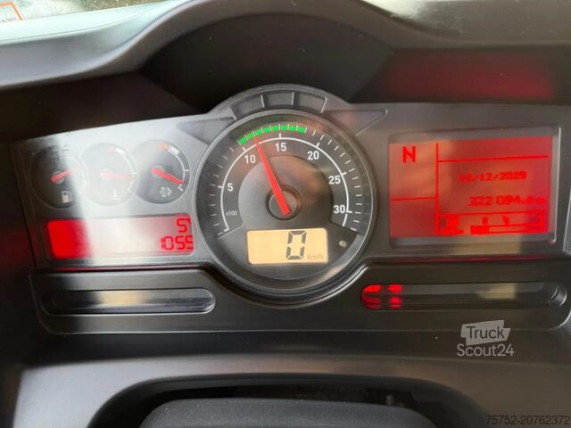 čemodāns Renault D 12 150 WIDE 7.3M LBW Airco 322.090KM! NL Truck