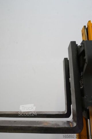 περονοφόρο ανυψωτικό με μετατόπιση ιστού Jungheinrich ETV216