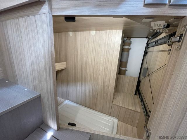 Polintegriran avtodom ADRIA Compact 60Y DL JUBILEE *Sondermodell 60 Jahre*